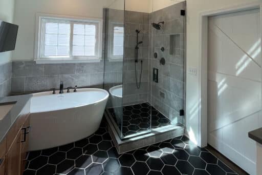 Reyes Master Bathroom remodel contractor image